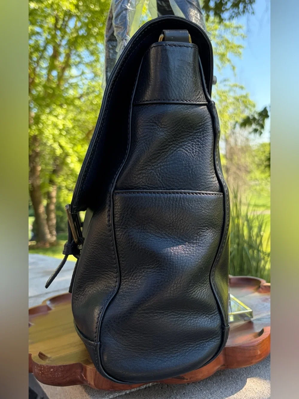 Dooney & Bourke Hunter Messenger Black Florentine NWT Original Packaging